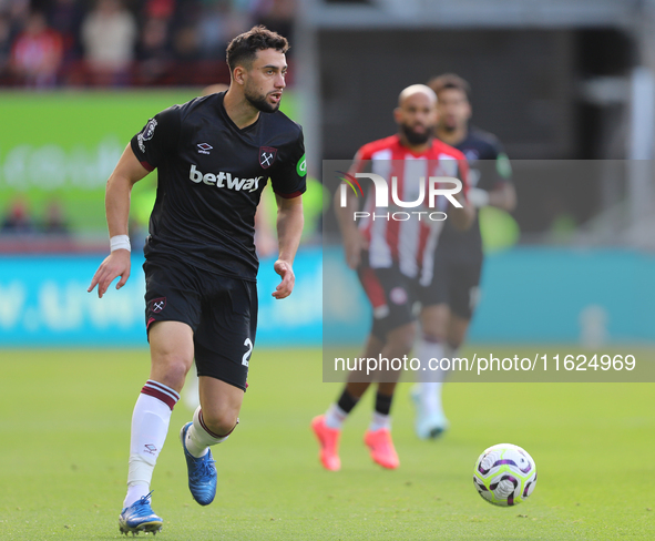 West Ham's Maximillan Kilman during the Premier League match between Brentford and West Ham United at the Gtech Community Stadium in Brentfo...