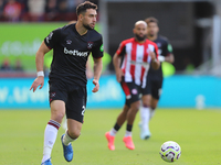 West Ham's Maximillan Kilman during the Premier League match between Brentford and West Ham United at the Gtech Community Stadium in Brentfo...