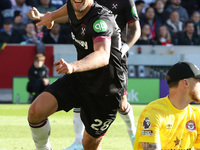 Tomas Soucek of West Ham scores the equalizer during the Premier League match between Brentford and West Ham United at the Gtech Community S...