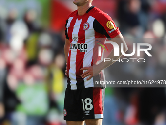 Yehor Yarmoliuk of Brentford at the final whistle during the Premier League match between Brentford and West Ham United at the Gtech Communi...