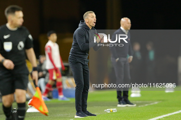 Wolverhampton Wanderers manager Gary O'Neil during the Premier League match between Wolverhampton Wanderers and Liverpool at Molineux in Wol...