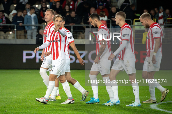 Cracovia players participate in the game between KS Cracovia and Stal Mielec in Krakow, Poland, on September 30, 2024. PKO BP Ekstraklasa, P...