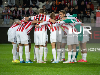 Cracovia players participate in the game between KS Cracovia and Stal Mielec in Krakow, Poland, on September 30, 2024. PKO BP Ekstraklasa, P...