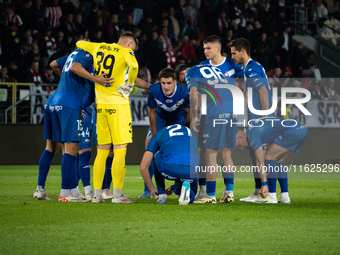 Stal Mielec players during the game between KS Cracovia and Stal Mielec in Krakow, Poland, on September 30, 2024. PKO BP Ekstraklasa, Polish...