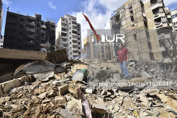 The destruction at the site of an overnight Israeli airstrike on the Laylaki, Harat Hreik, and Sant Tares neighborhoods in Beirut's southern...