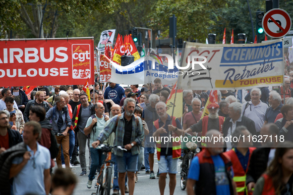 Between 3,000 and 5,000 protesters march in Toulouse, France, on October 1, 2024, called by the FSU, the CGT, and the SUD unions to protest...