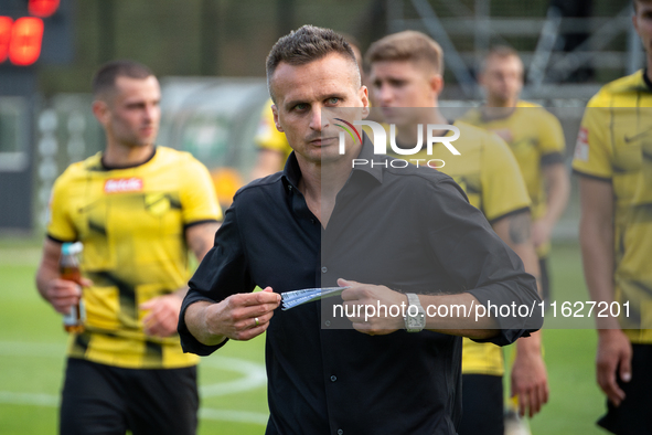 Coach Slawomir Peszko during the game between Wieczysta Krakow and GKS Jastrzebie in Krakow, Poland, on October 1, 2024. Betclic 2 Liga, Pol...