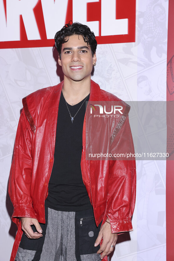 Eduardo Brito attends the Marvel 85 red carpet of the Fashion Forward at Fronton Bucarelli in Mexico City, Mexico, on September 30, 2024. 