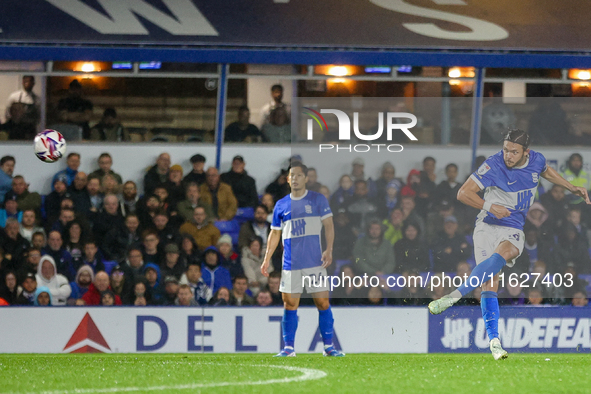 #18, Willum Por Willumsson of Birmingham attempts a shot on goal from the set piece during the Sky Bet League 1 match between Birmingham Cit...