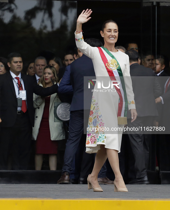 Claudia Sheinbaum, president of Mexico, greets supporters in Mexico City, Mexico, on October 1, 2024, at the Chamber of Deputies after recei...