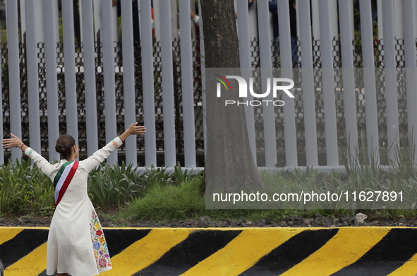 Claudia Sheinbaum, president of Mexico, greets supporters in Mexico City, Mexico, on October 1, 2024, at the Chamber of Deputies after recei...