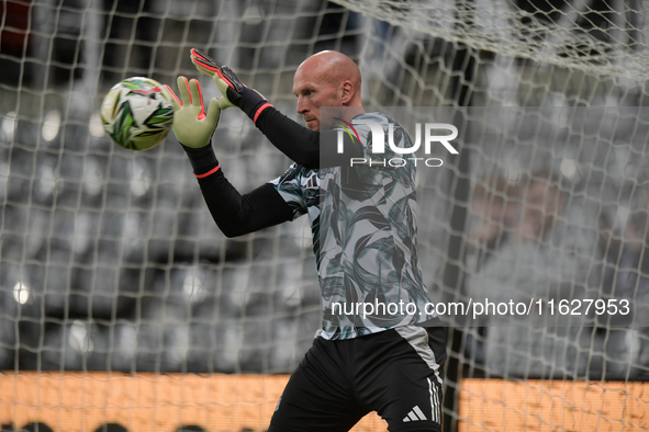 Newcastle United's John Ruddy during the Carabao Cup Third Round match between Newcastle United and AFC Wimbledon at St. James's Park in New...