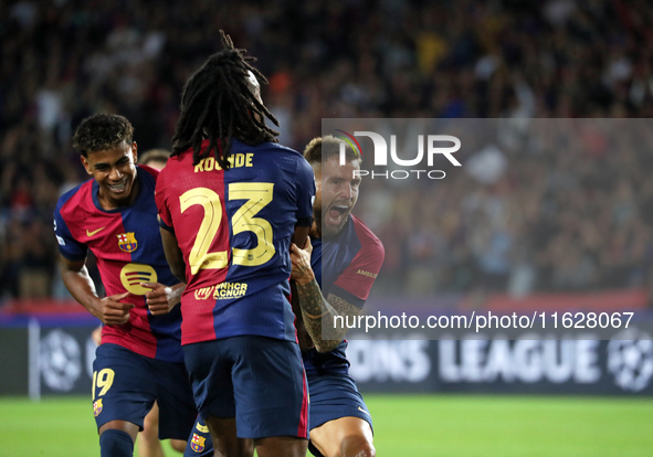 Inigo Martinez celebrates a goal during the match between FC Barcelona and BSC Young Boys in the week 2 of the League Stage of the UEFA Cham...