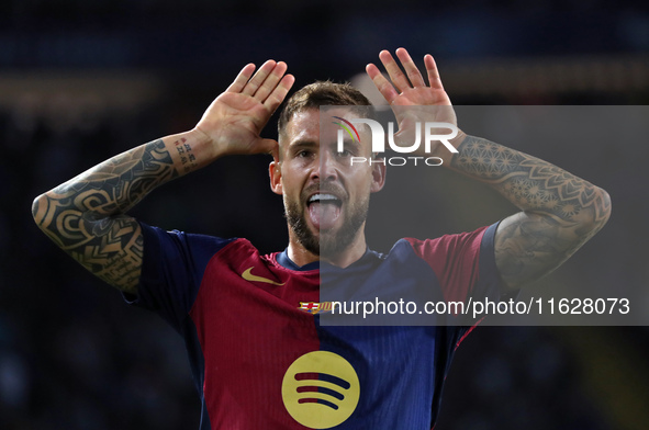 Inigo Martinez celebrates a goal during the match between FC Barcelona and BSC Young Boys in the week 2 of the League Stage of the UEFA Cham...