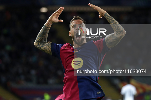 Inigo Martinez celebrates a goal during the match between FC Barcelona and BSC Young Boys in the week 2 of the League Stage of the UEFA Cham...