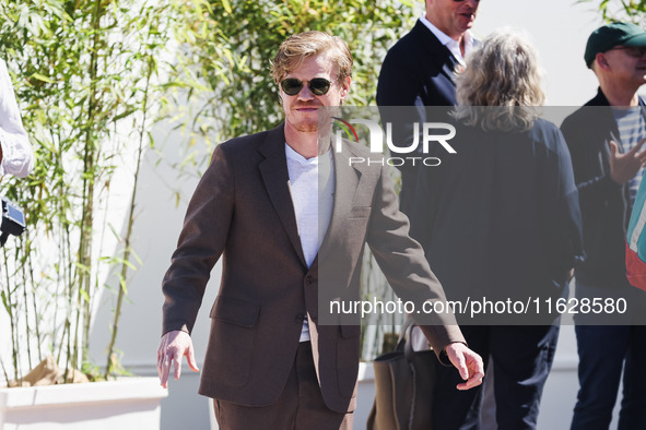 Jesse Plemons arrives at the photocall of Kinds of Kindness during the 77th Festival de Cannes in Cannes, France, on May 18, 2024 