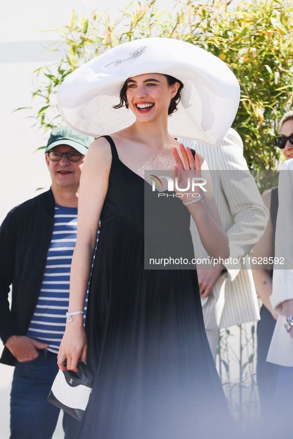 Margaret Qualley arrives at the photocall of Kinds of Kindness in Cannes, France, on May 18, 2024, during the 77th Festival de Cannes 