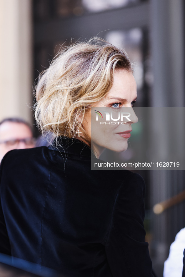 Eva Herzigova is seen during the Milan Womenswear Spring/Summer 2025 in Milan, Italy, on September 21, 2024 