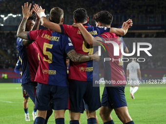 Robert Lewandowski celebrates a goal during the match between FC Barcelona and BSC Young Boys in the week 2 of the League Stage of the UEFA...