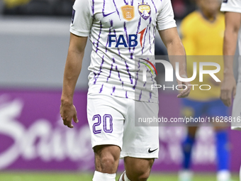 Matias Palacios of Al Ain FC plays during the AFC Champions League elite west football match between Qatar's Al Gharafa SC and United Arab E...