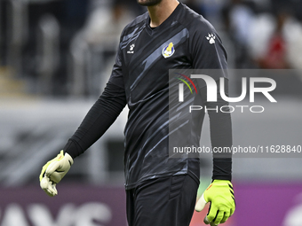 Sergio Rico of Al Gharafa SC plays during the AFC Champions League elite west football match between Qatar's Al Gharafa SC and United Arab E...