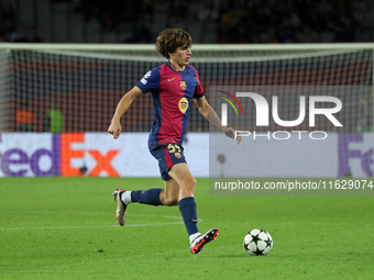 Andres Cuenca plays during the match between FC Barcelona and BSC Young Boys in the week 2 of the League Stage of the UEFA Champions League,...