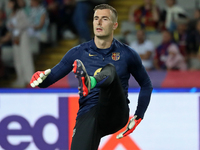 Inaki Pena plays during the match between FC Barcelona and BSC Young Boys in the week 2 of the League Stage of the UEFA Champions League at...