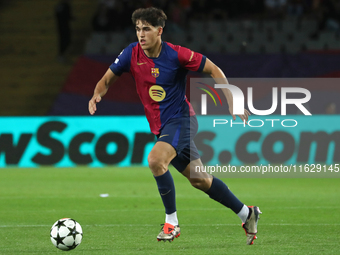 Pau Cubarsi plays during the match between FC Barcelona and BSC Young Boys in the week 2 of the League Stage of the UEFA Champions League, a...