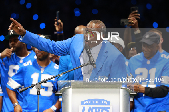 DETROIT,MICHIGAN-September 30: Former Detroit Lions player Lomas Brown speaks during the ceremony for the induction of former Detroit Lions...