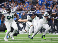 DETROIT,MICHIGAN-September 30: Seattle Seahawks wide receiver Laviska Shenault Jr. (1) runs the ball against Detroit Lions defensive end Aid...