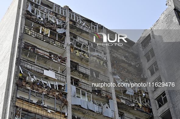 A residential high-rise damaged by Russian shelling in Zaporizhzhia, Ukraine, on October 1, 2024. NO USE RUSSIA. NO USE BELARUS. 