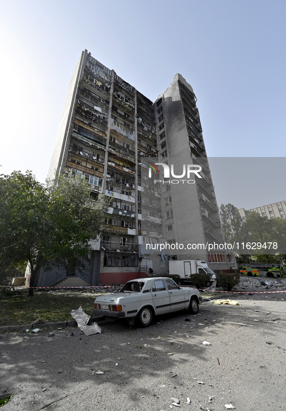 A residential high-rise damaged by Russian shelling in Zaporizhzhia, Ukraine, on October 1, 2024. NO USE RUSSIA. NO USE BELARUS. 