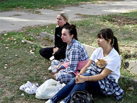 Women affected by Russian shelling are seen with their cat in Zaporizhzhia, Ukraine, on October 1, 2024. NO USE RUSSIA. NO USE BELARUS. (