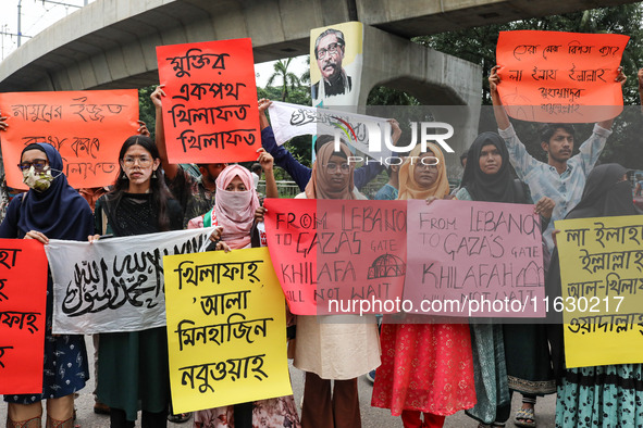 Students of the Faculty of Business Studies of Dhaka University (DU) stage a demonstration and rally against the insult of the Prophet Muham...