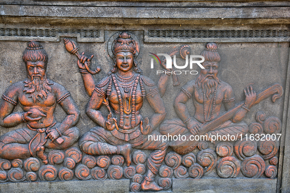 Detail of the decorative wall surrounding the Shangumugham Devi Temple in Thiruvananthapuram (Trivandrum), Kerala, India, on April 2, 2024. 