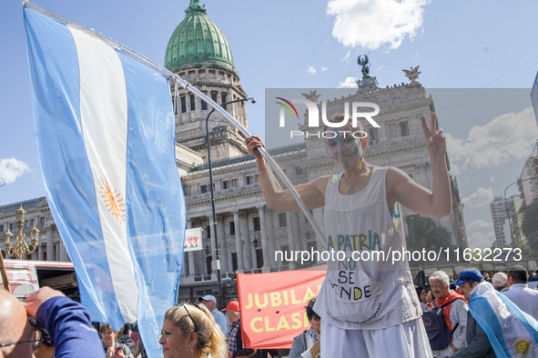 Thousands of students mobilize to the Congress of the Nation of Argentina against the presidential veto on university funding in Buenos Aire...