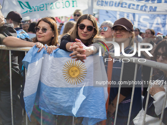 Thousands of students mobilize to the Congress of the Nation of Argentina against the presidential veto on university funding in Buenos Aire...