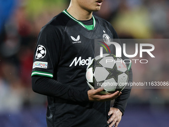 Ayase Ueda of Feyenoord has the ball during the UEFA Champions League 2024/25 League Phase MD2 match between Girona FC and Feyenoord at Esta...