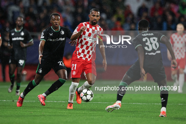 Herrera of Girona FC controls the ball during the UEFA Champions League 2024/25 League Phase MD2 match between Girona FC and Feyenoord at Es...