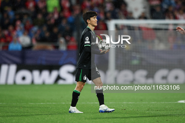 Inbeom Hwang of Feyenoord has the ball during the UEFA Champions League 2024/25 League Phase MD2 match between Girona FC and Feyenoord at Es...