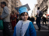 Teachers, students, unions, young people, children, and seniors gather in a heterogeneous group united by a single demand: the protest again...