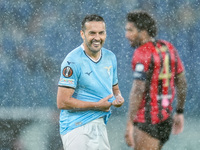 Pedro of SS Lazio wrings out his rain-soaked shirt during the UEFA Europa League 2024/25 League Phase MD2 match between SS Lazio and OGC Nic...