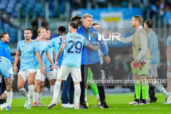 Marco Baroni head coach of SS Lazio celebrates the victory with Manuel Lazzari during the UEFA Europa League 2024/25 League Phase MD2 match...