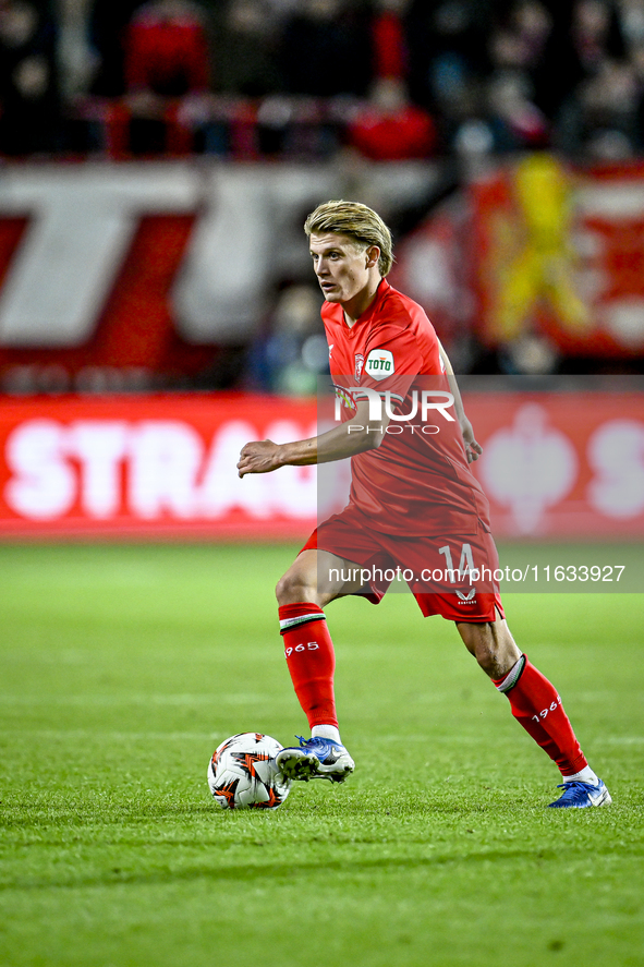 FC Twente midfielder Sem Steijn plays during the match between Twente and Fenerbahce at the Grolsch Veste for the UEFA Europa League - Leagu...