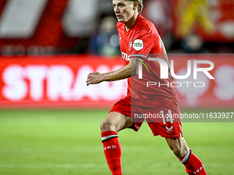 FC Twente midfielder Sem Steijn plays during the match between Twente and Fenerbahce at the Grolsch Veste for the UEFA Europa League - Leagu...