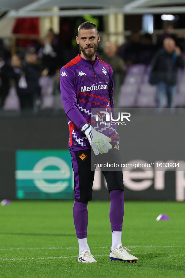 David De Gea of ACF Fiorentina warming up before the match between the Conference League match between ACF Fiorentina and The New Saints, on...