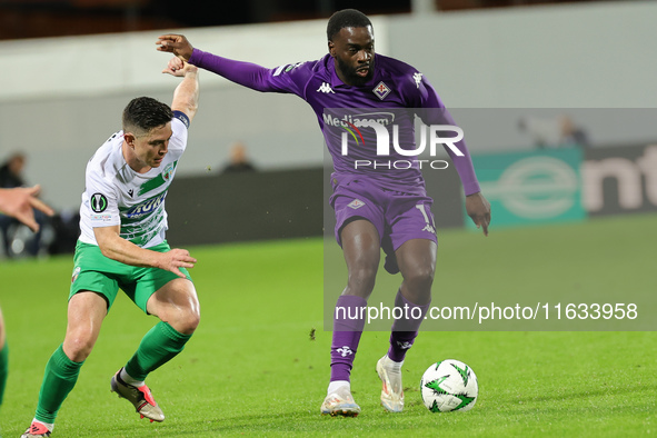 Jonathan Ikonè of ACF Fiorentina controls the ball during  the Conference League match between ACF Fiorentina and The New Saints, on October...