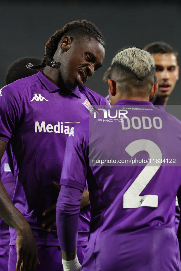 Moise Kean of ACF Fiorentina celebrates with teammates after scoring  goal during  the Conference League match between ACF Fiorentina and Th...