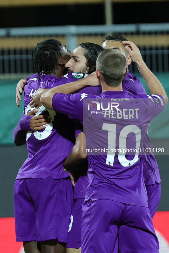 Yacine Adli of ACF Fiorentina celebrates with teammates after scoring  goal during  the Conference League match between ACF Fiorentina and T...