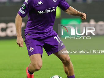 Albert Gudmundsson of ACF Fiorentina controls the ball during  the Conference League match between ACF Fiorentina and The New Saints, on Oct...